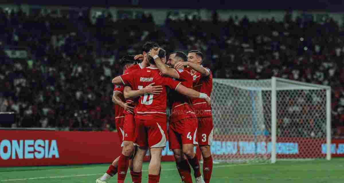 Suporter Timnas Indonesia Di Tunggu Di GBK