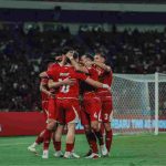 Suporter Timnas Indonesia Di Tunggu Di GBK