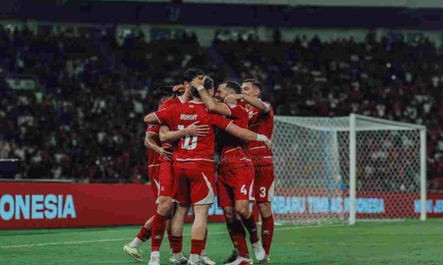 Suporter Timnas Indonesia Di Tunggu Di GBK