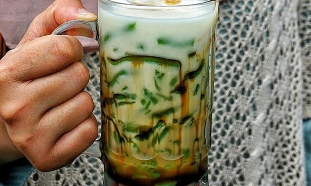 Manisnya Tradisi Dalam Segelas Es Cendol
