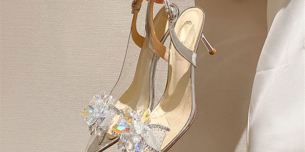 Sepatu Kaca: Mewujudkan Gaya Modern Dengan Sentuhan Magis