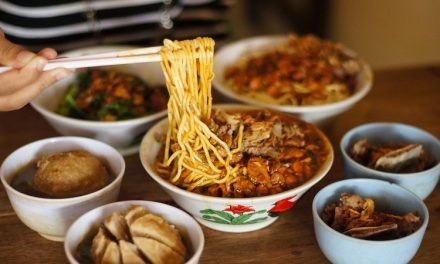 Mie Ayam Jogja: Temukan Cita Rasa Khas Kota Gudeg