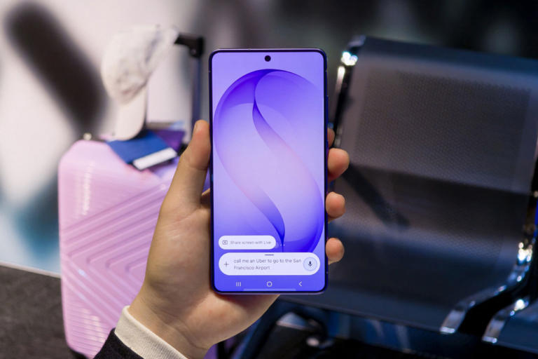 Samsung Galaxy S26: Layar Privat Untuk Perempuan Modern