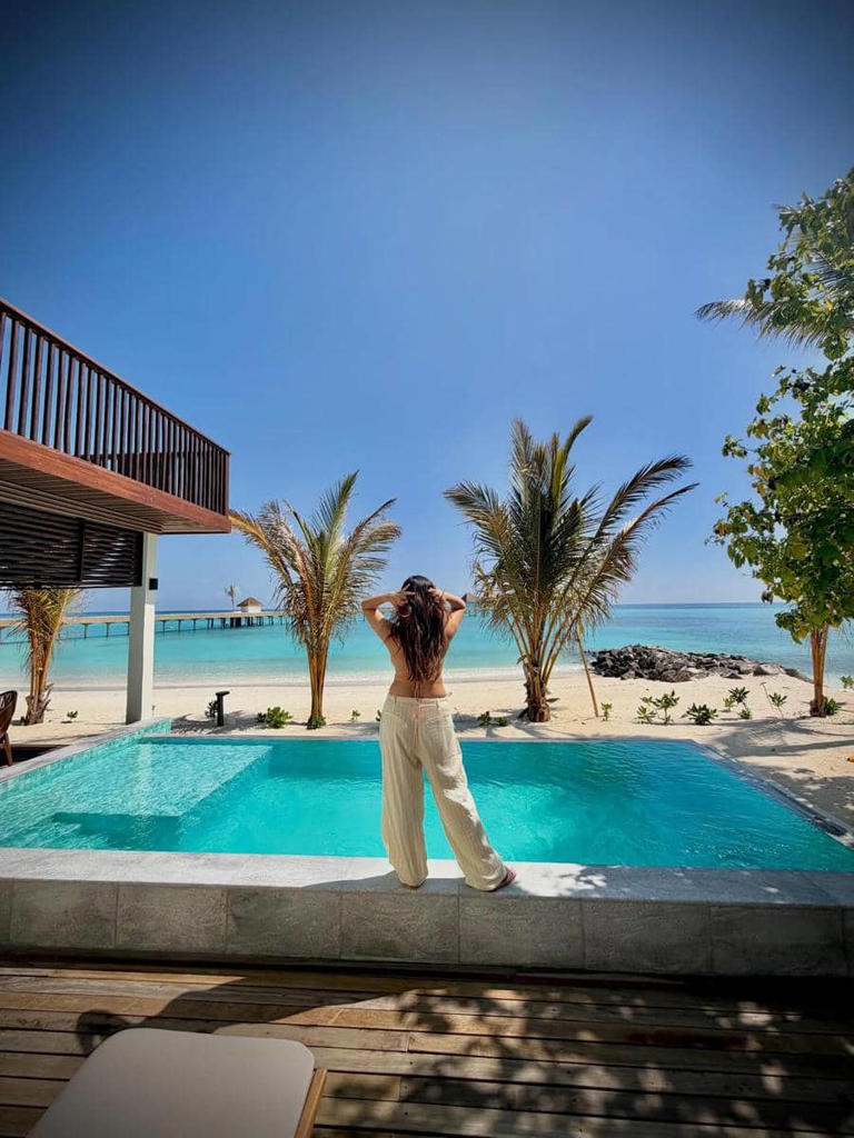 Liburan Bahagia Rubina Dilaik Di Maldives: Suami Temani