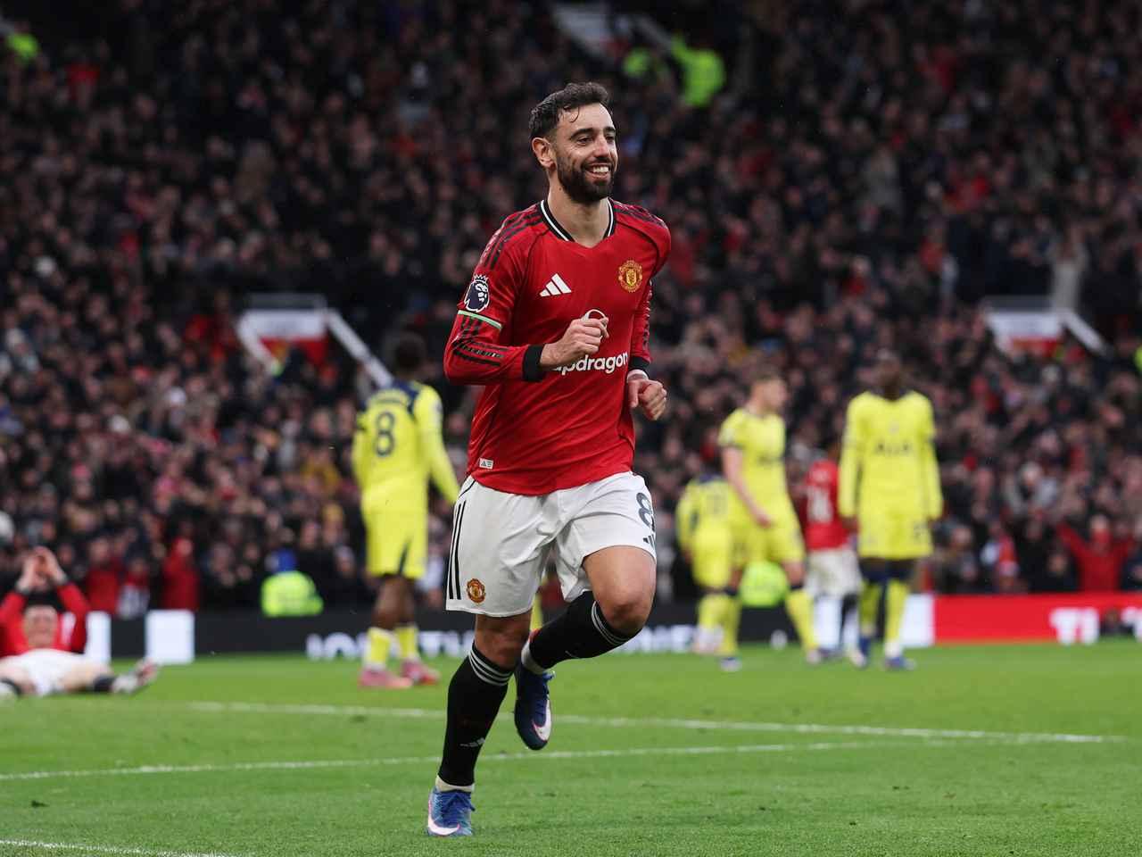 Bruno Fernandes Masih Bersama MU, Masa Depan Belum Pasti