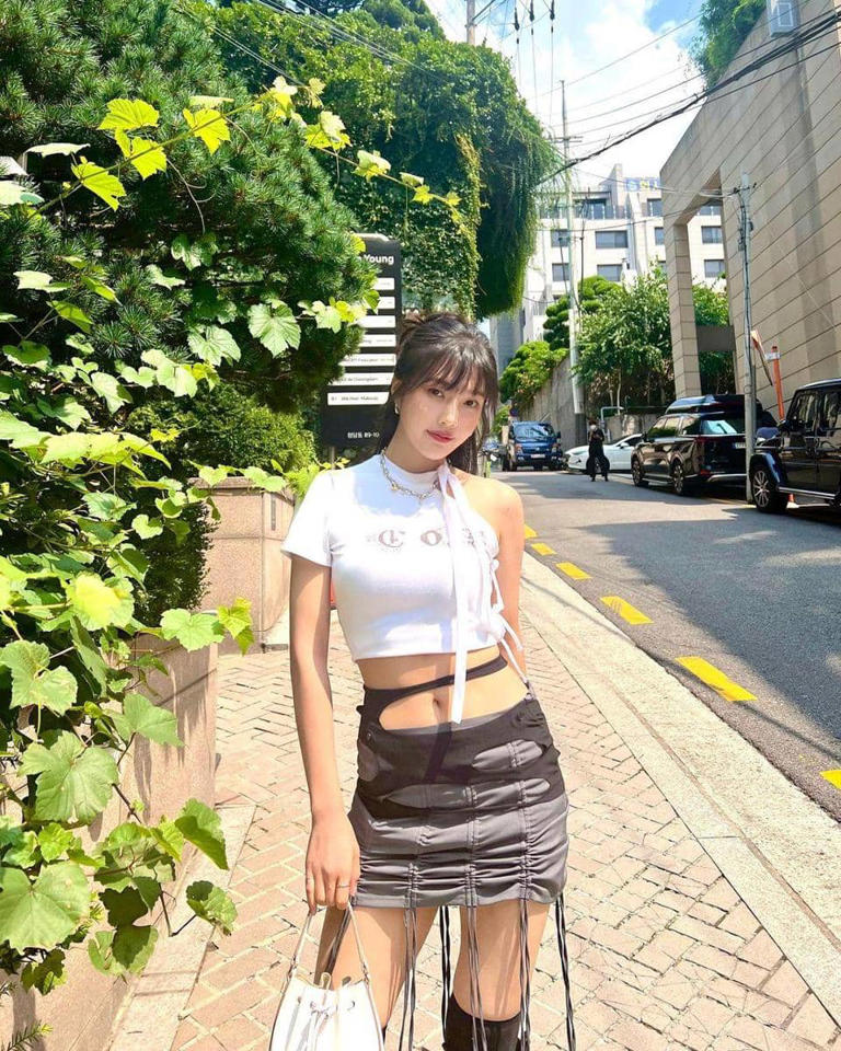 Anti Ribet! Inspirasi OOTD Nonton Konser Ala Joy ‘Red Velvet’