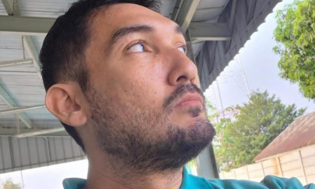 Di Balik Layar! Daniel Ekaputra Ternyata Nyambi Jadi Sopir Taksi