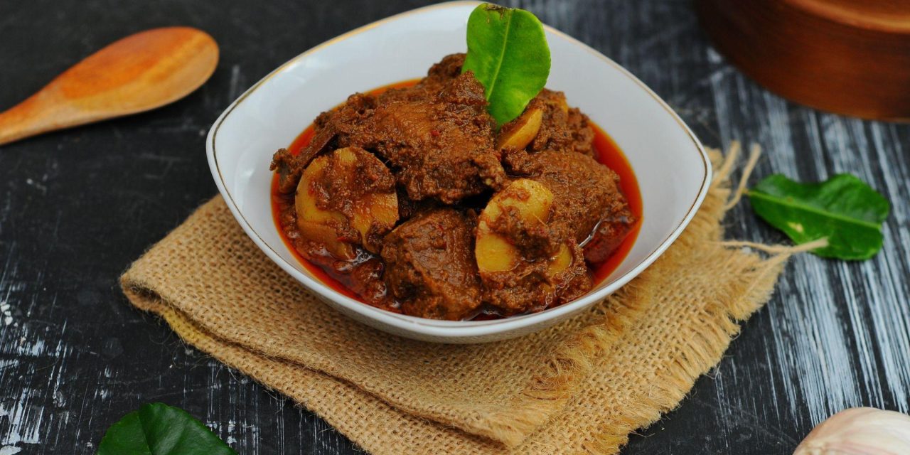 Bikin Lapar! Rendang Jengkol Dengan Santan Dan Rempah Pilihan