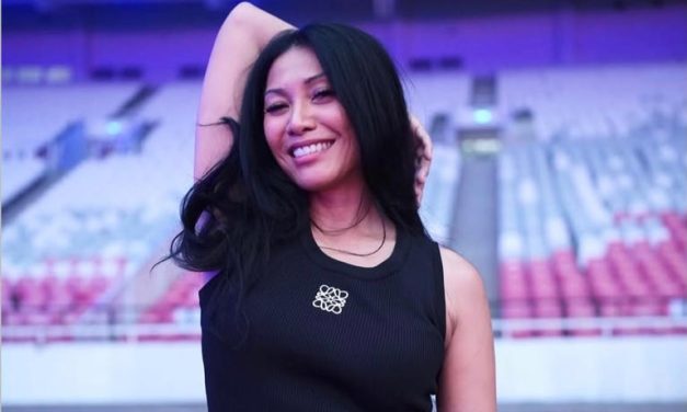Anggun Bikin Haru! Kembali Tampil Di GBK Setelah Puluhan Tahun
